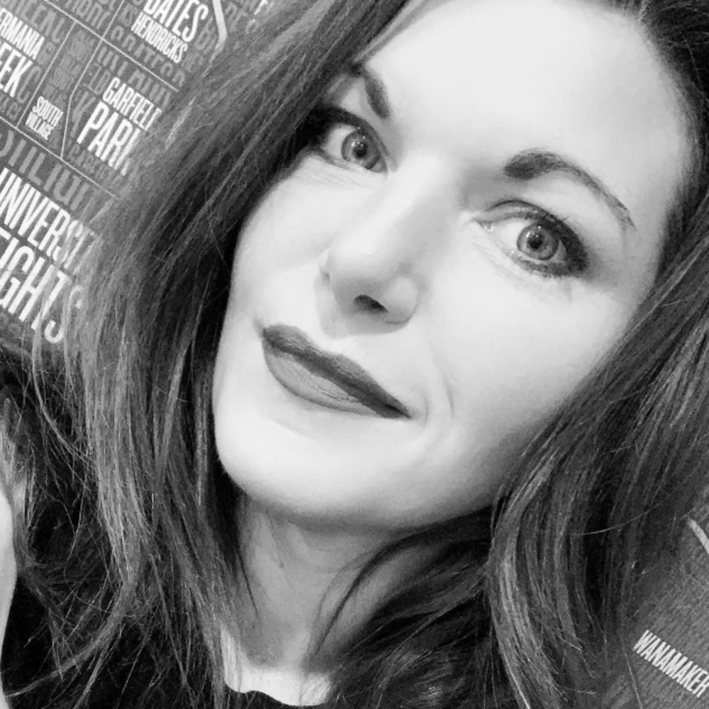 Meet your Posher, Holly